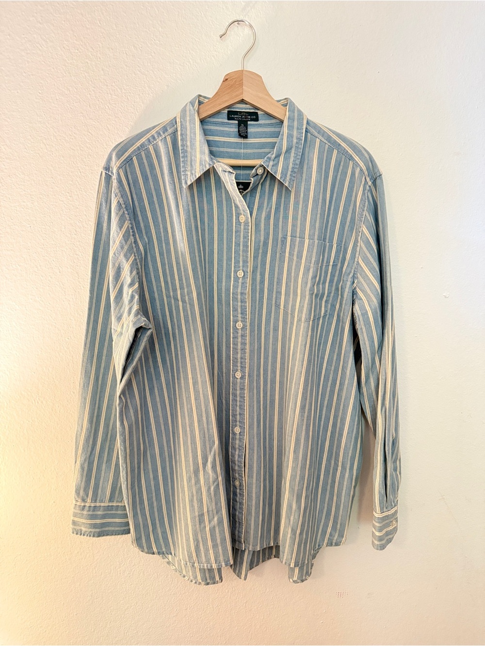 Reposhing Lauren Ralph Lauren Women’s Blue & White Striped Button-Down Shirt NWT